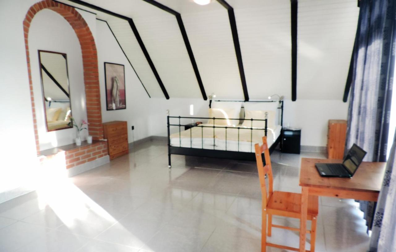 Landhaus Toereki Mit Pool Siofok Luaran gambar
