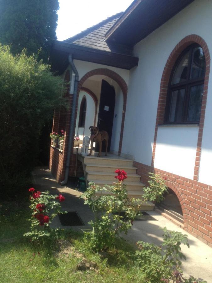 Landhaus Toereki Mit Pool Siofok Luaran gambar