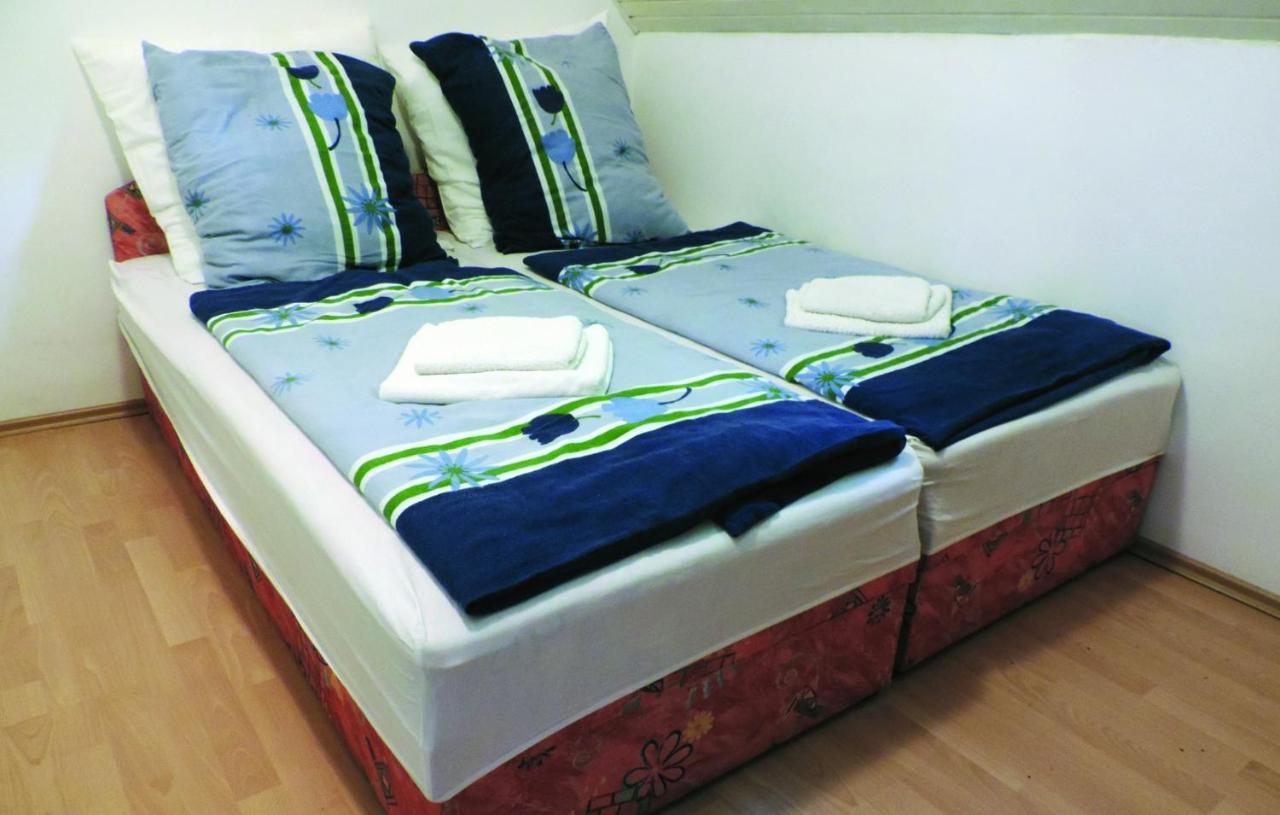 Landhaus Toereki Mit Pool Siofok Luaran gambar